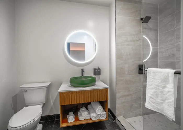 Standard Suite
